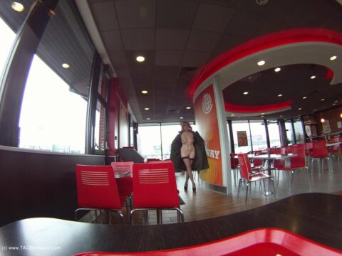 Barby At Burger King - video