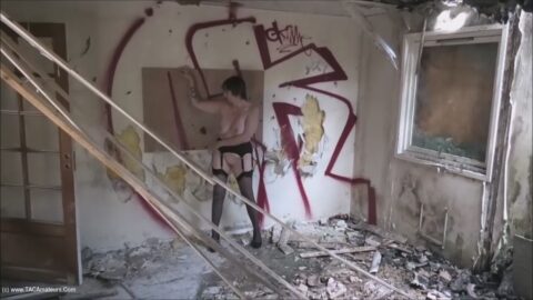 Derelict House Shoot Pt2 - video