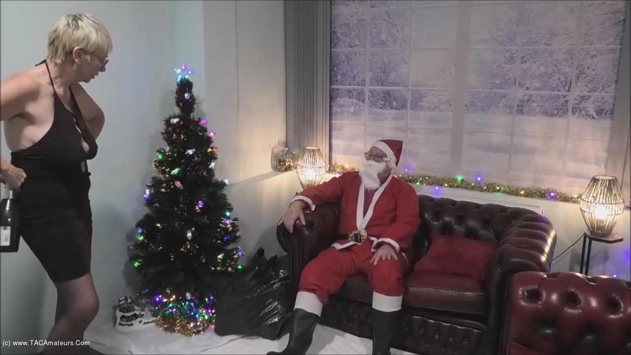 Santa Cums Once A Year Pt1 - video