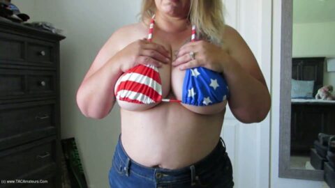 Stars & Stripes Strip Tease - video