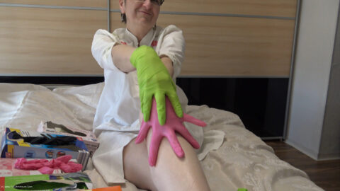 Latex Gloves Layers - video