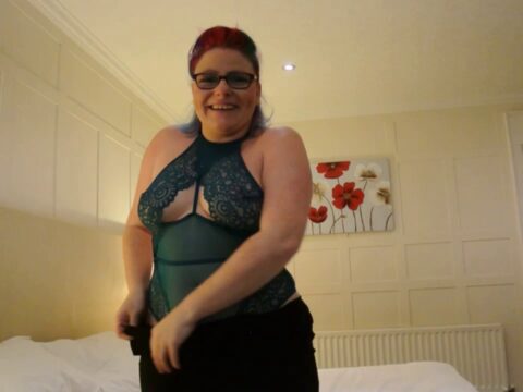 Mollie Foxxx - The Interview - video